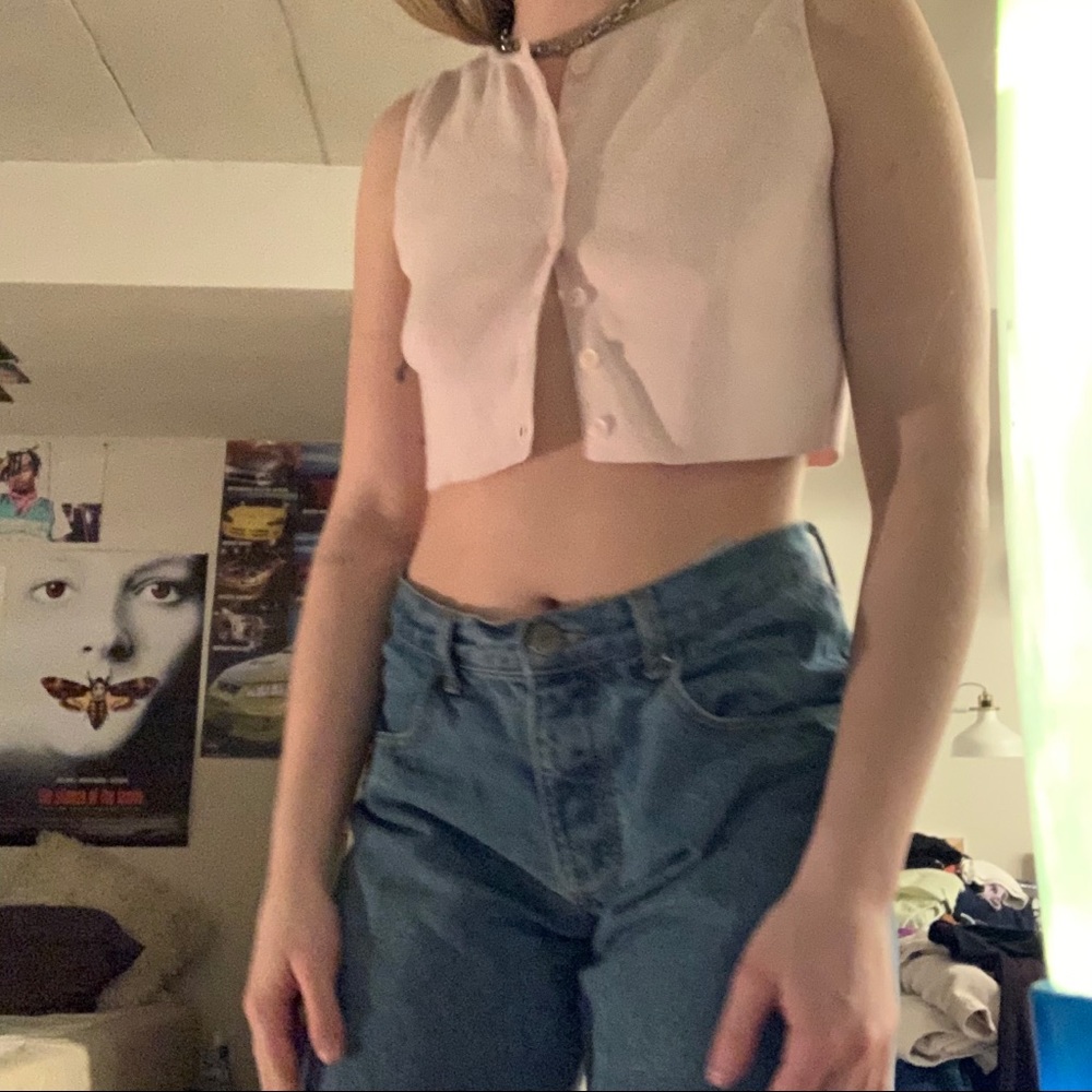 Brandy melville light pink sleeveless sweater!